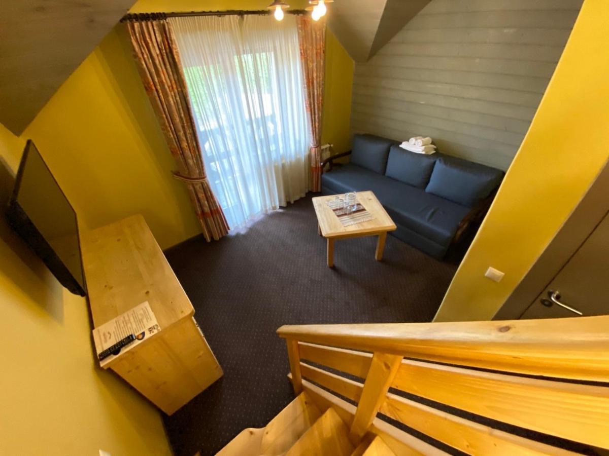 Hotel Monysto Bukovel Bagian luar foto