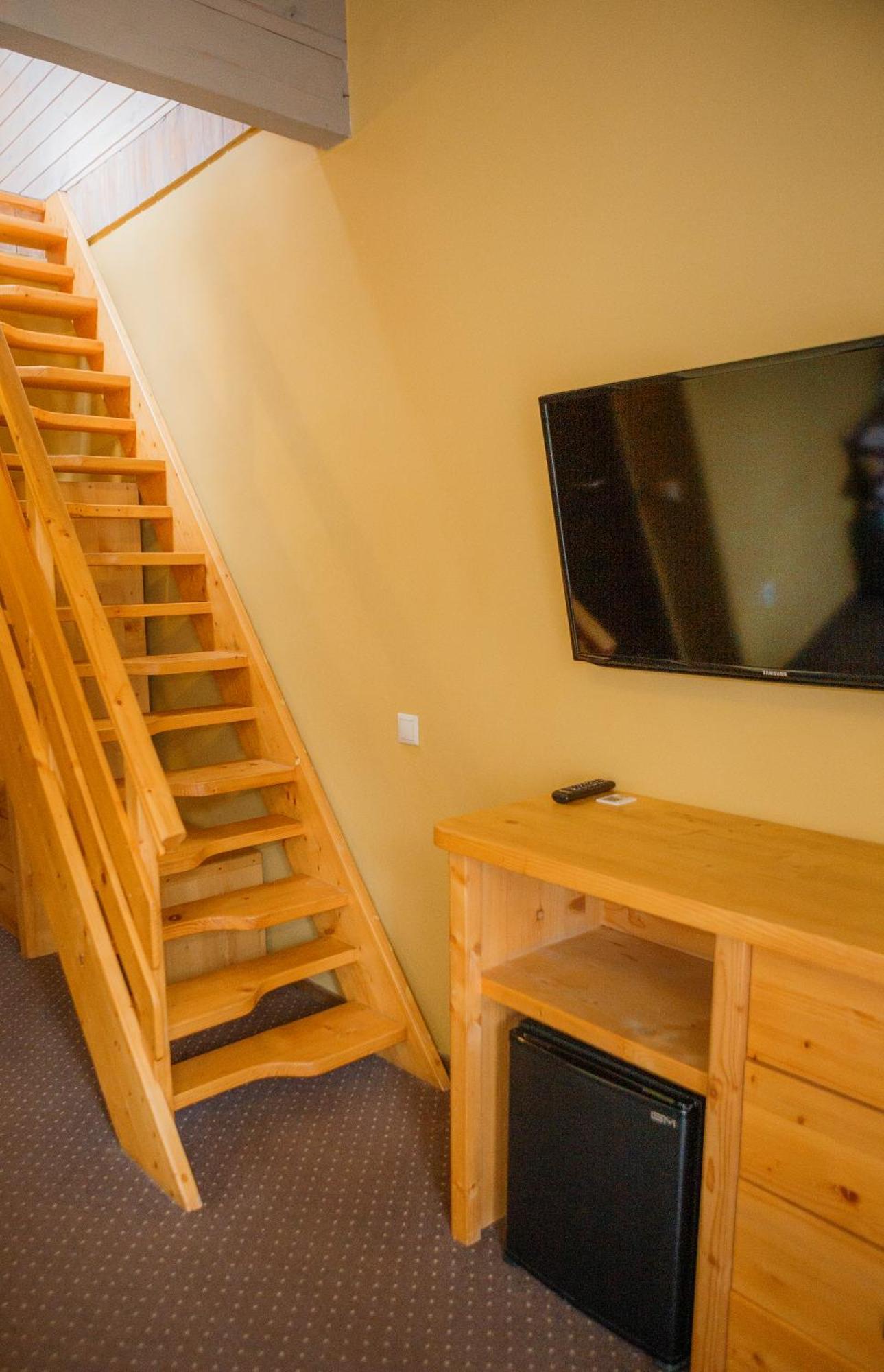 Hotel Monysto Bukovel Bagian luar foto